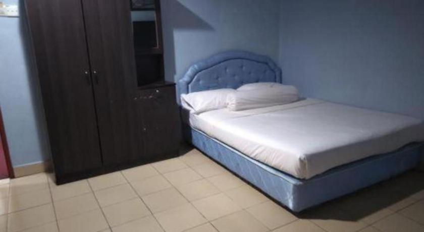 Oyo 90376 Centre Point Hotel Limbang Eksteriør billede