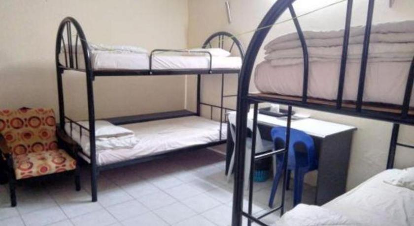 Oyo 90376 Centre Point Hotel Limbang Eksteriør billede